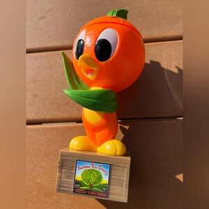 Disney Park 2026 Epcot Flower & Garden Festival Orange Bird Crate Sipper Cup New